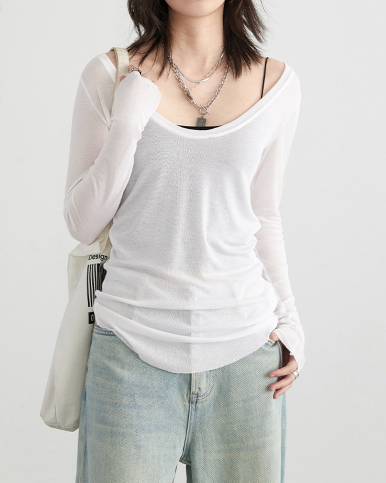 V-neck long sleeve sheer t-shirt L0135