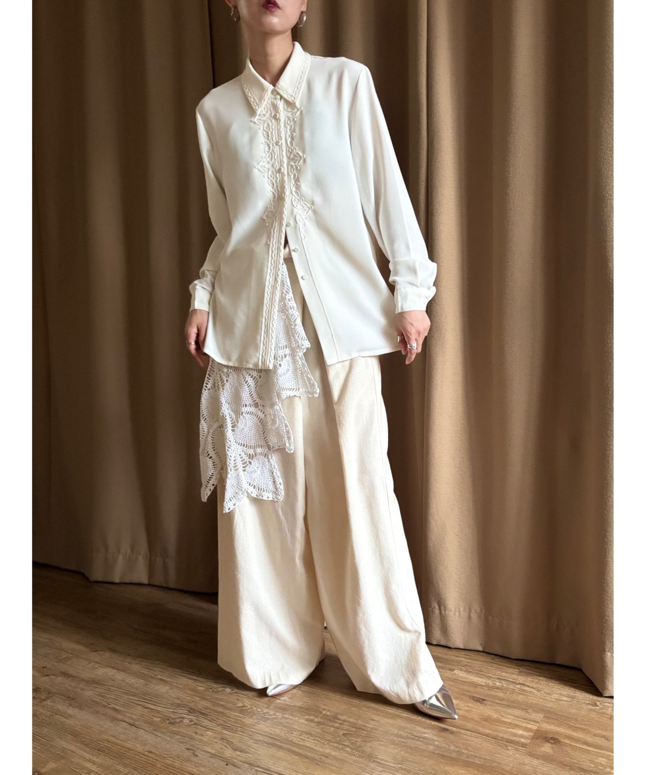 embroidery classical white shirt-4886-9