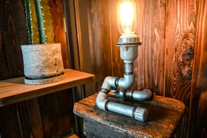 iron creation tablelamp