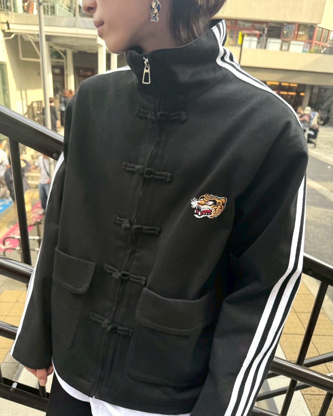 CHINA TRACK JACKET | チュウカタベタイ