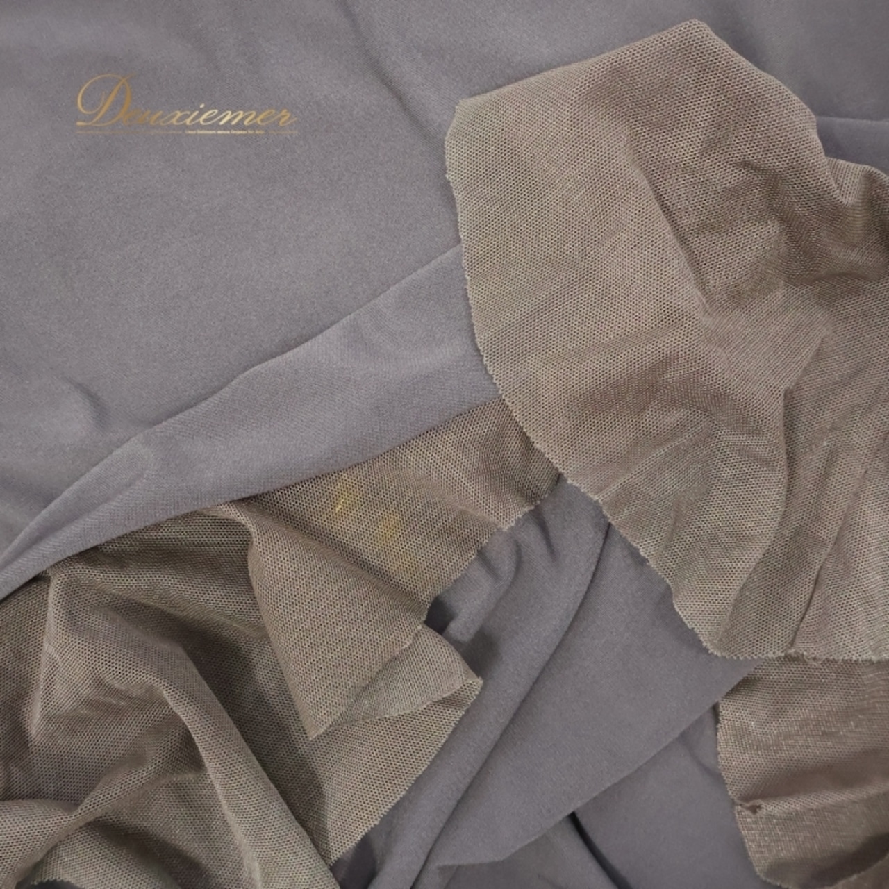 社交ダンス 衣装 スカート ブラウン系 グレイ系 チャコット Chacott レッスン 練習 レッスンウェア 練習着 チュール フリル 華やか 大人っぽい フレアスカート かわいい おしゃれ 上品 フェミニン おしゃれな デザイン 薄手 柔らかい ストレッチ アイテム ダンスウェア ファッション スカートスタイル シンプル シック