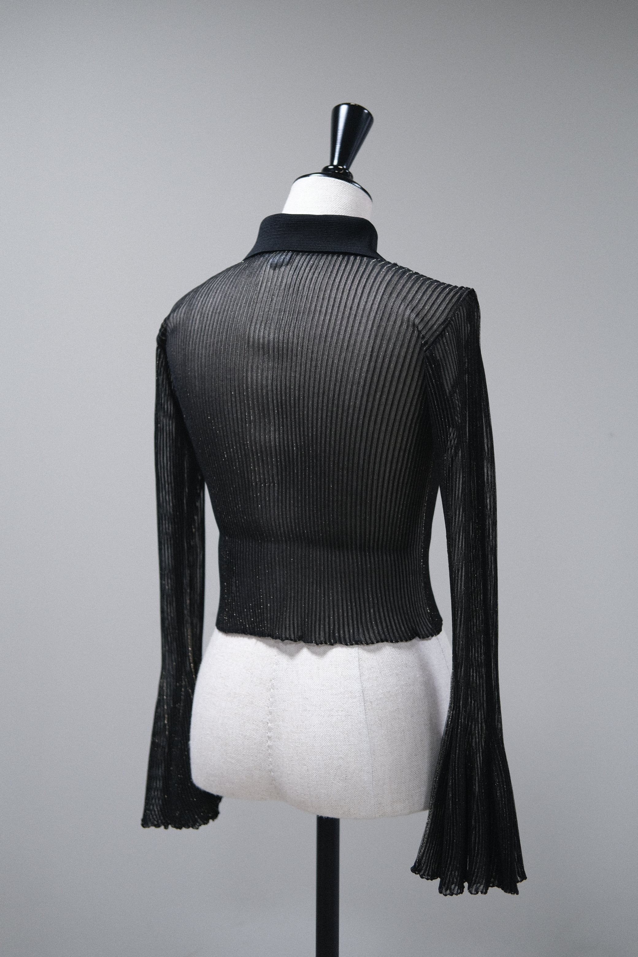 CFCL】 HYPHA LUCENT GLITTER SHIRT CARDIGAN -black-gold- | loop