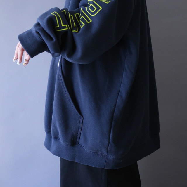 "carhartt" sleeve printed design XXXL super over silhouette parka