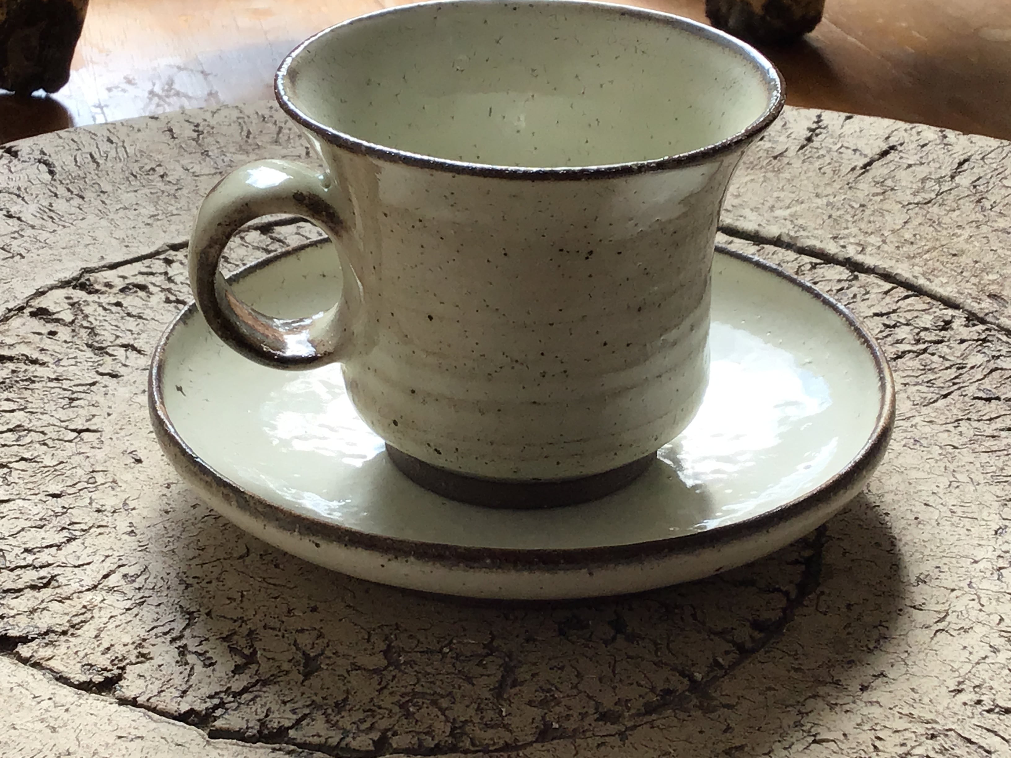 白泥カップ＆ソーサー筒 小 | ohmitogei