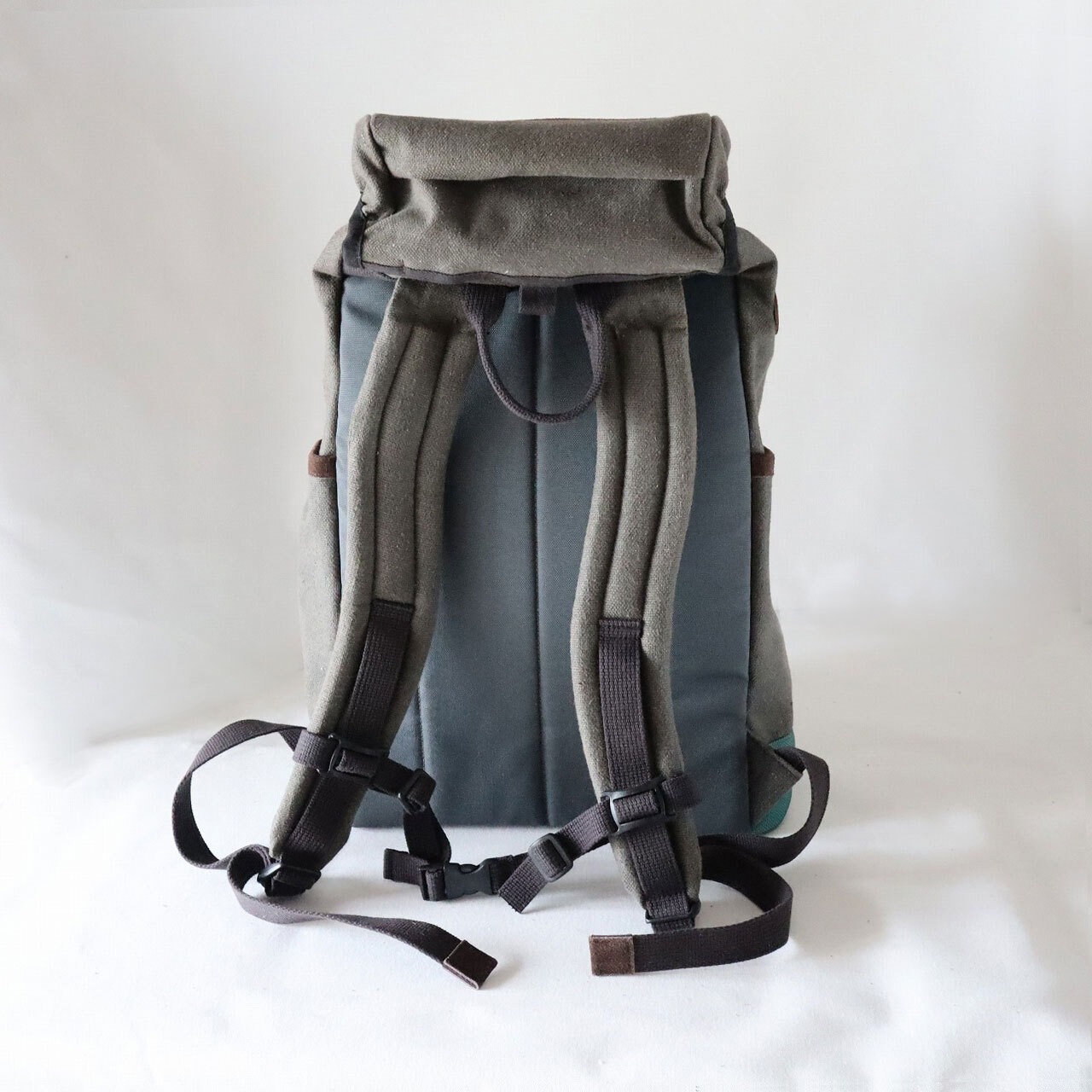 【Deadstock Item】バックパック / Top-flap Draw Backpack/ スミクロ × ジェイドグリーン・ボトム