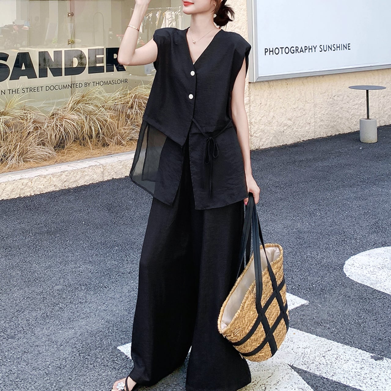 Black sleeveless top & wide pants set S1300