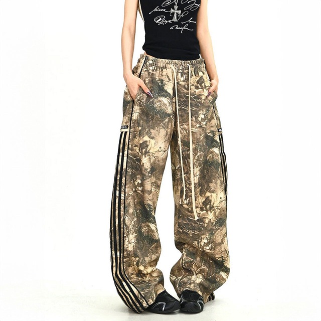 カモフラージュパターントラックラインワイドパンツ 1col   R02011