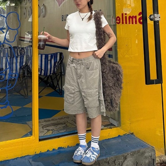 basic cropped short-sleeve tee　ベーシッククロップド半袖ティー　J2073
