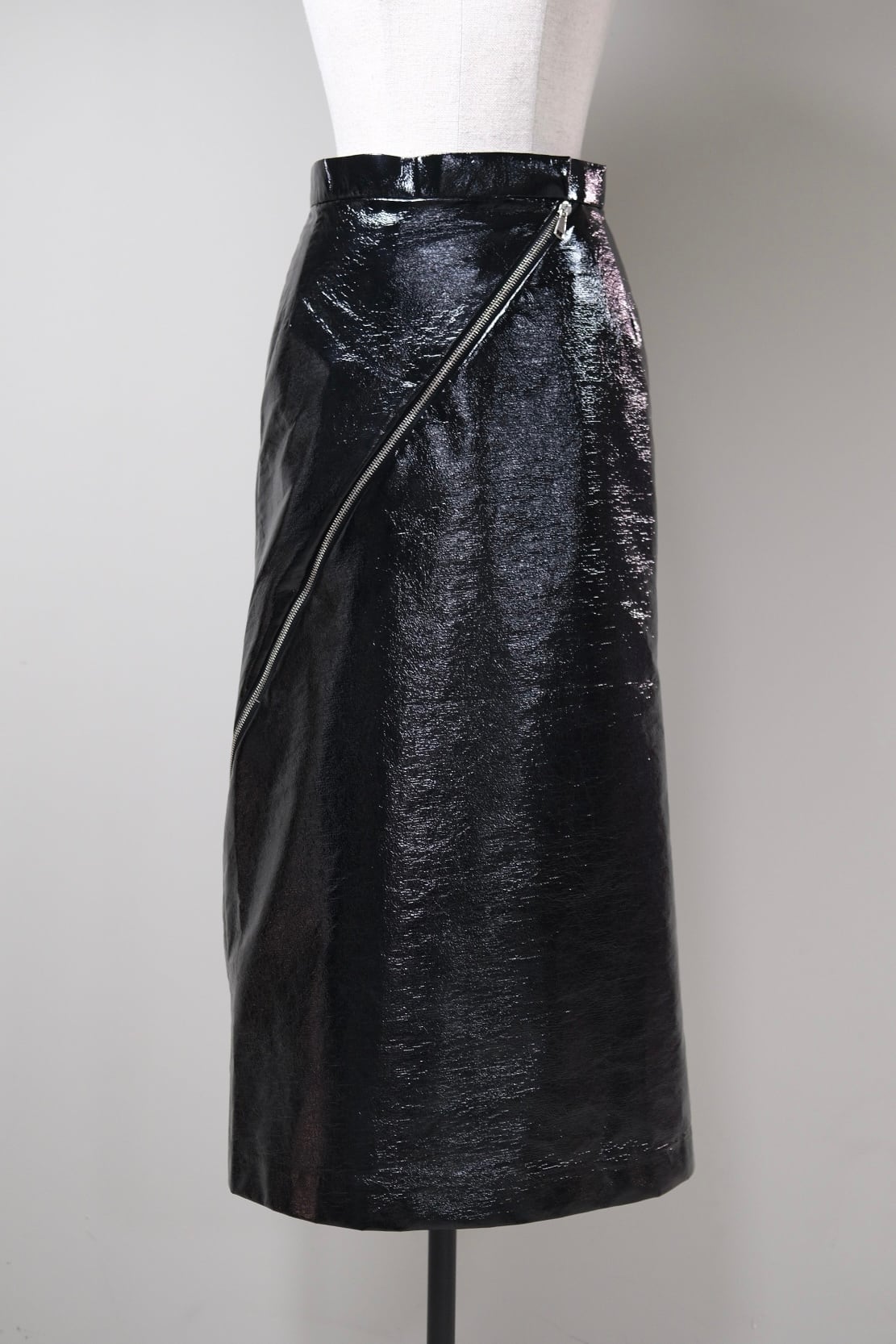 OPEN YY】YY HUG&HEART CUTOUT SKIRT - grey - | loop