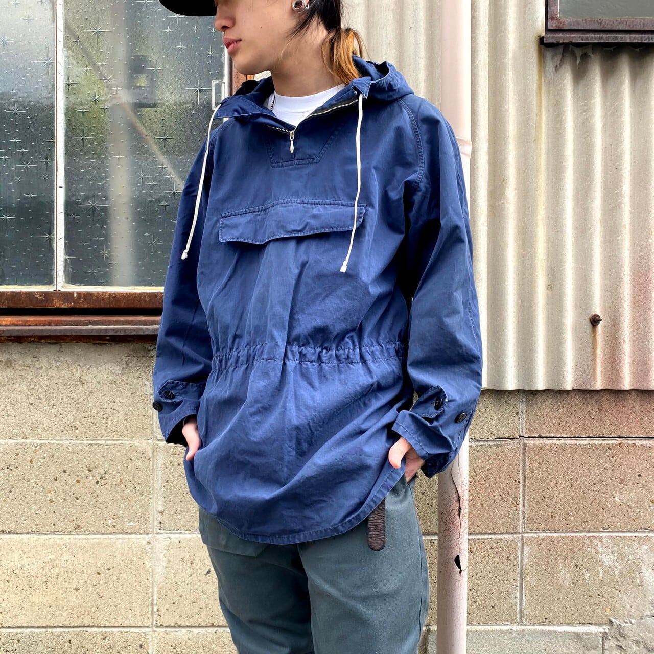 70年代 ビンテージ Vitcorin ユーロ アノラックパーカー メンズm 古着 70s ヴィンテージ ネイビー 紺色 ナイロンジャケット Cave 古着屋 公式 古着通販サイト 70年代 ビンテージ Vitcorin ユーロ アノラックパーカー メンズm 古着 70s ヴィンテージ ネイビー 紺色 ナイロンジャケット Cave 古着屋 公式 古着通販サイト