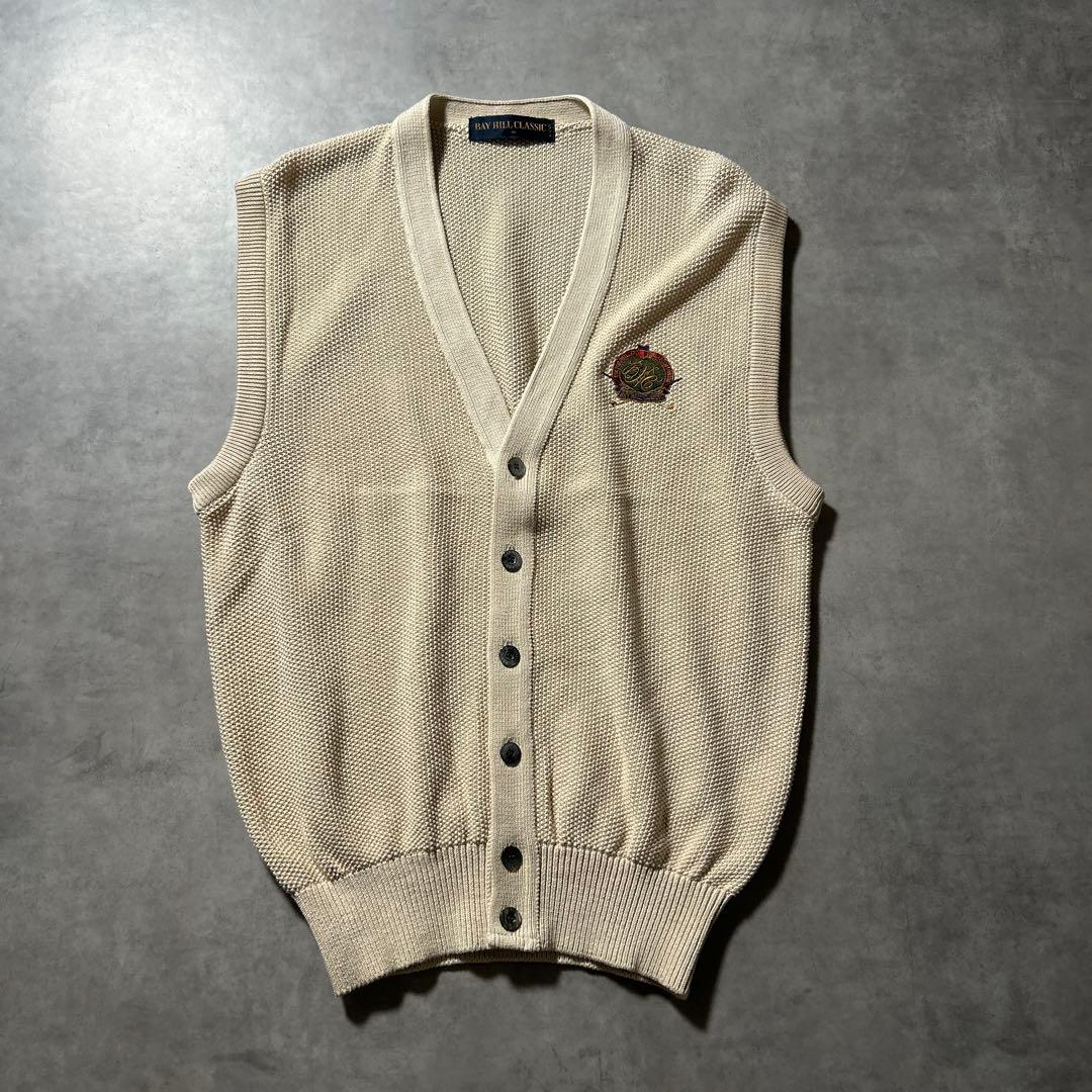 ワンポイントロゴ ヴィンテージ ケーブル 刺繍 デザイン ニット ベスト