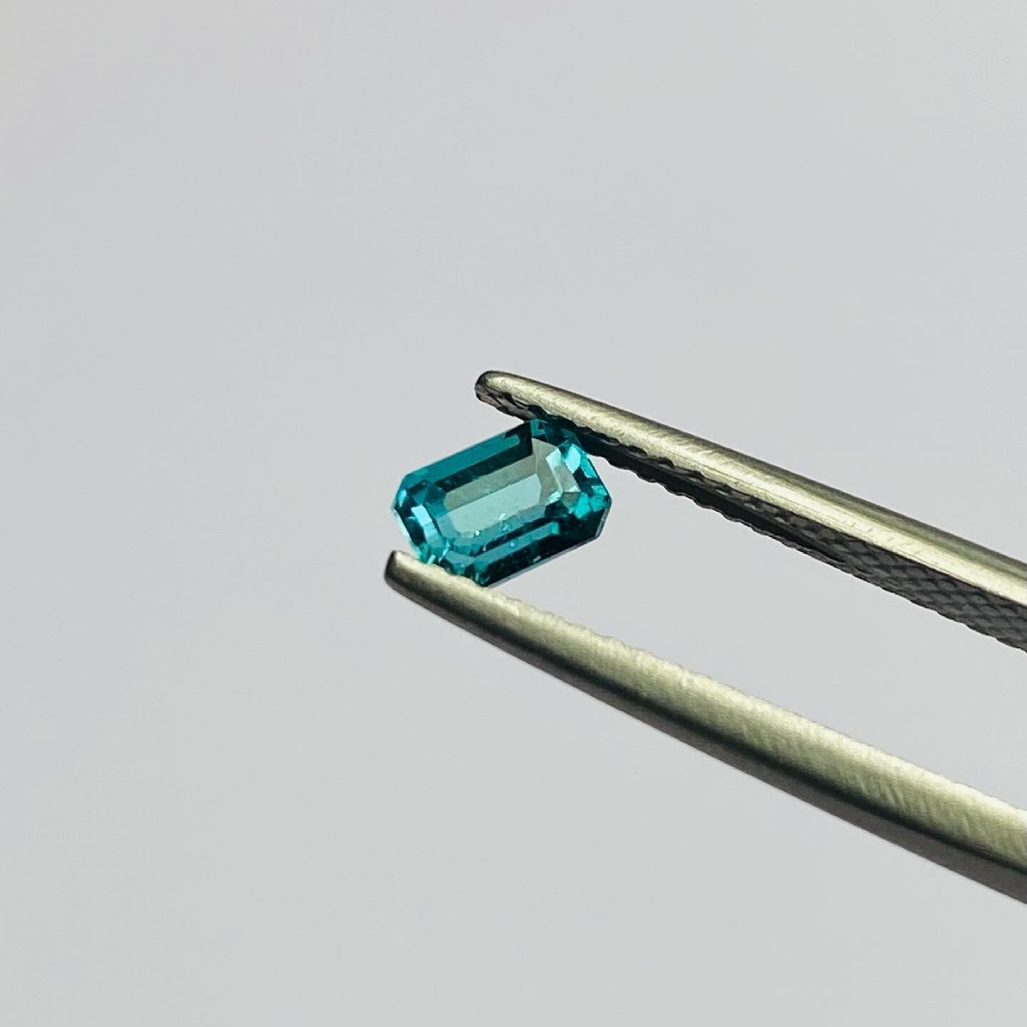 ちびっこイケメンインディゴトルマリン