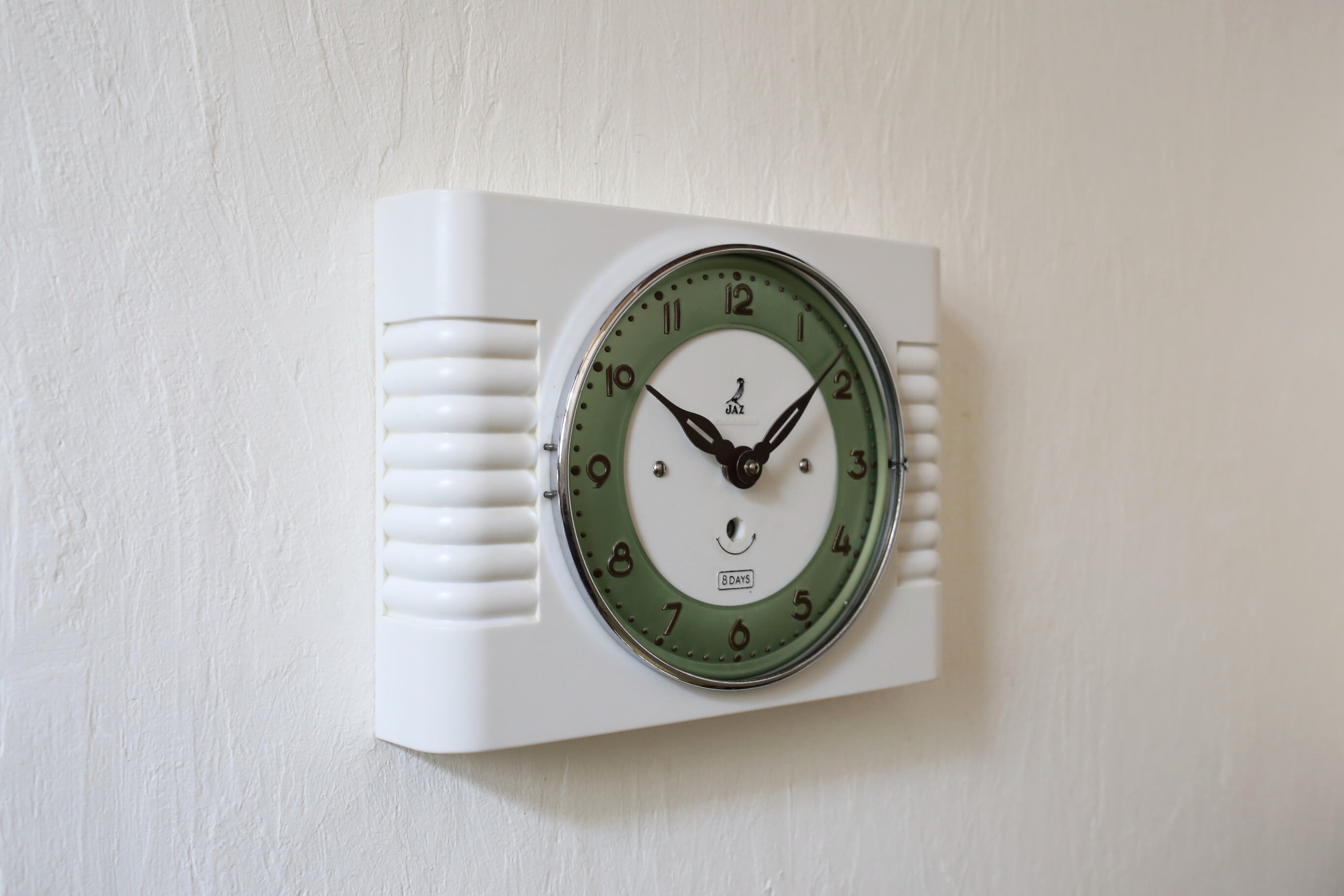 フランス アンティーク ヴィンテージ JAZ 壁掛け時計 『CUISIC