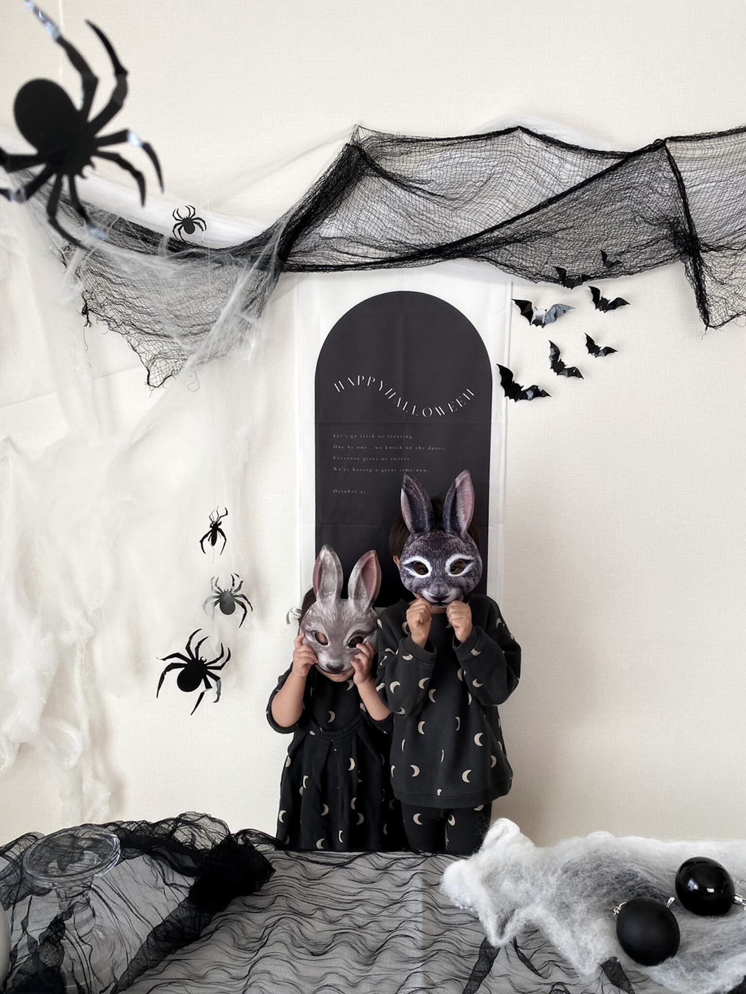 ハロウィンタペストリー飾りインテリア蜘の巣ブラックバタフライ