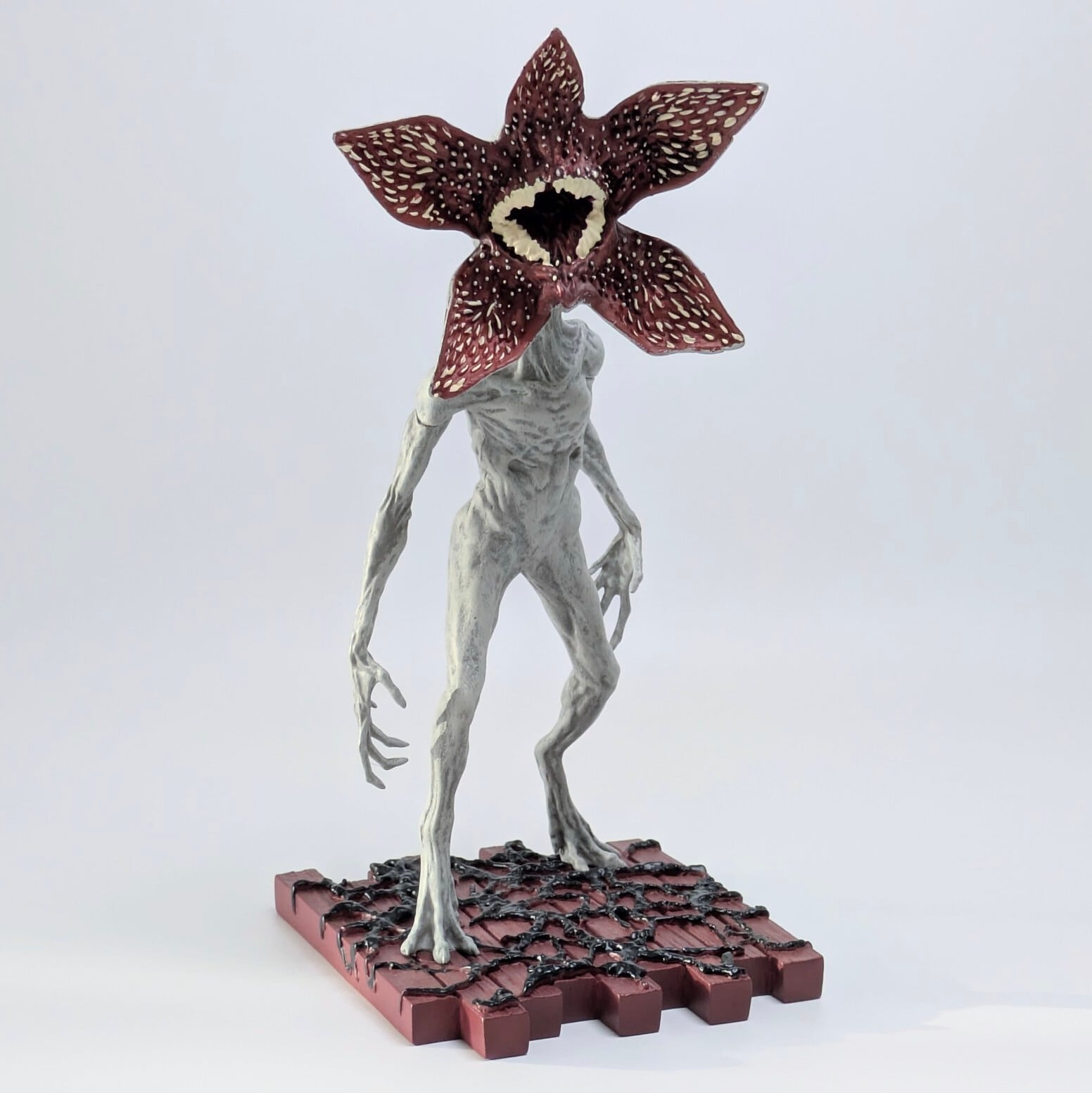 【 Stranger Things ( ストレンジャーシングス ) 】『デモゴルゴン』HEAD KNOCKER / ヘッドノッカー / ボビングヘッド 〚アメリカン雑貨 アメトイ〛