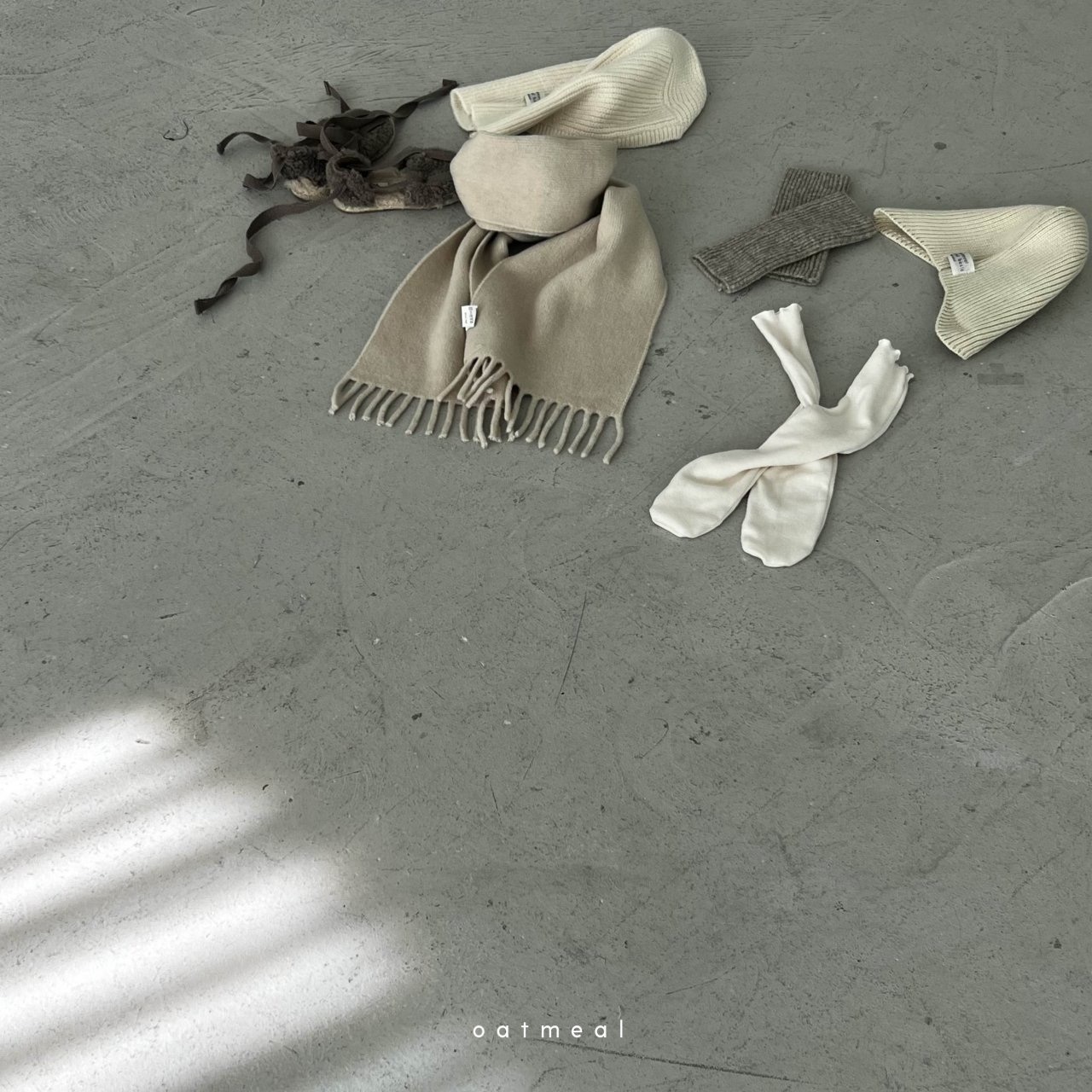 （即納）oatmeal / more muffler