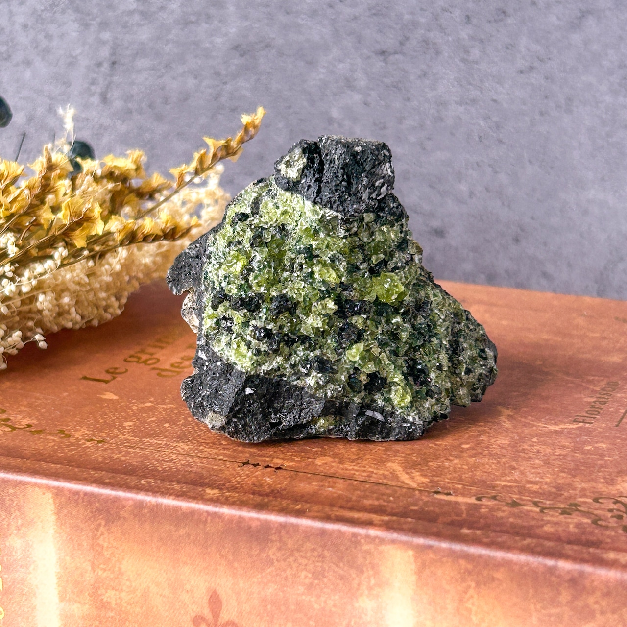 ノルウェー産 ペリドット 原石