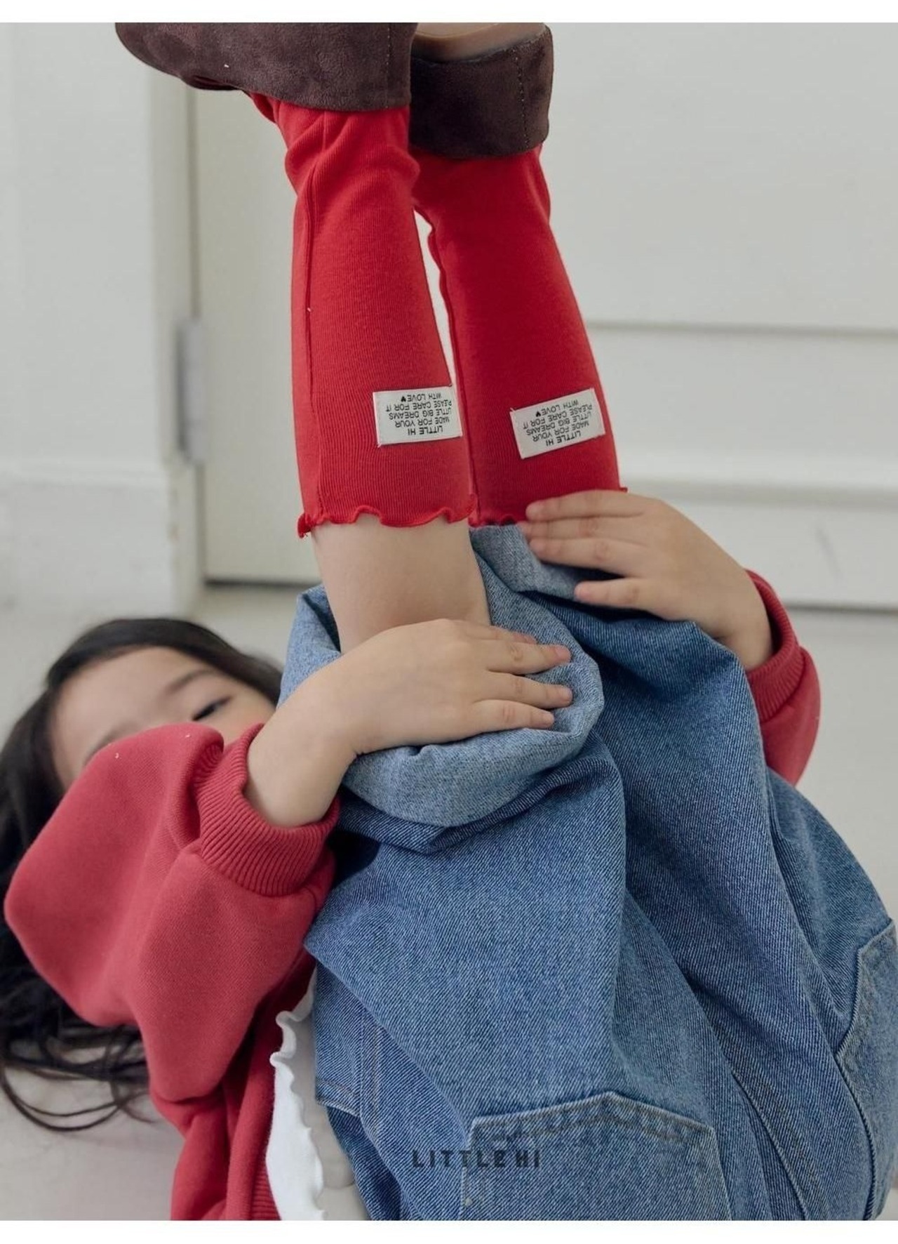 〖取寄〗韓国子供服 / 26winter / Little Hi / レインボーニーソックス / キッズ *1~2*