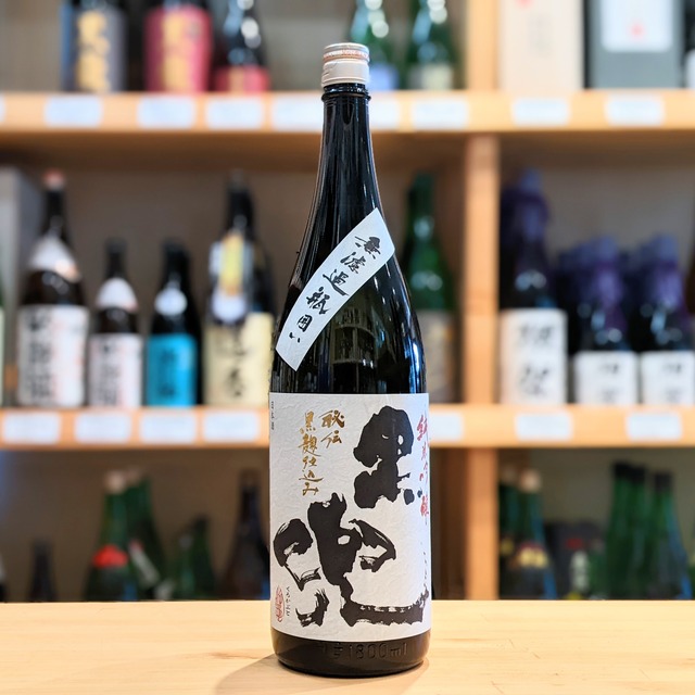 黒兜 純米吟醸 山田錦 1.8L【日本酒】