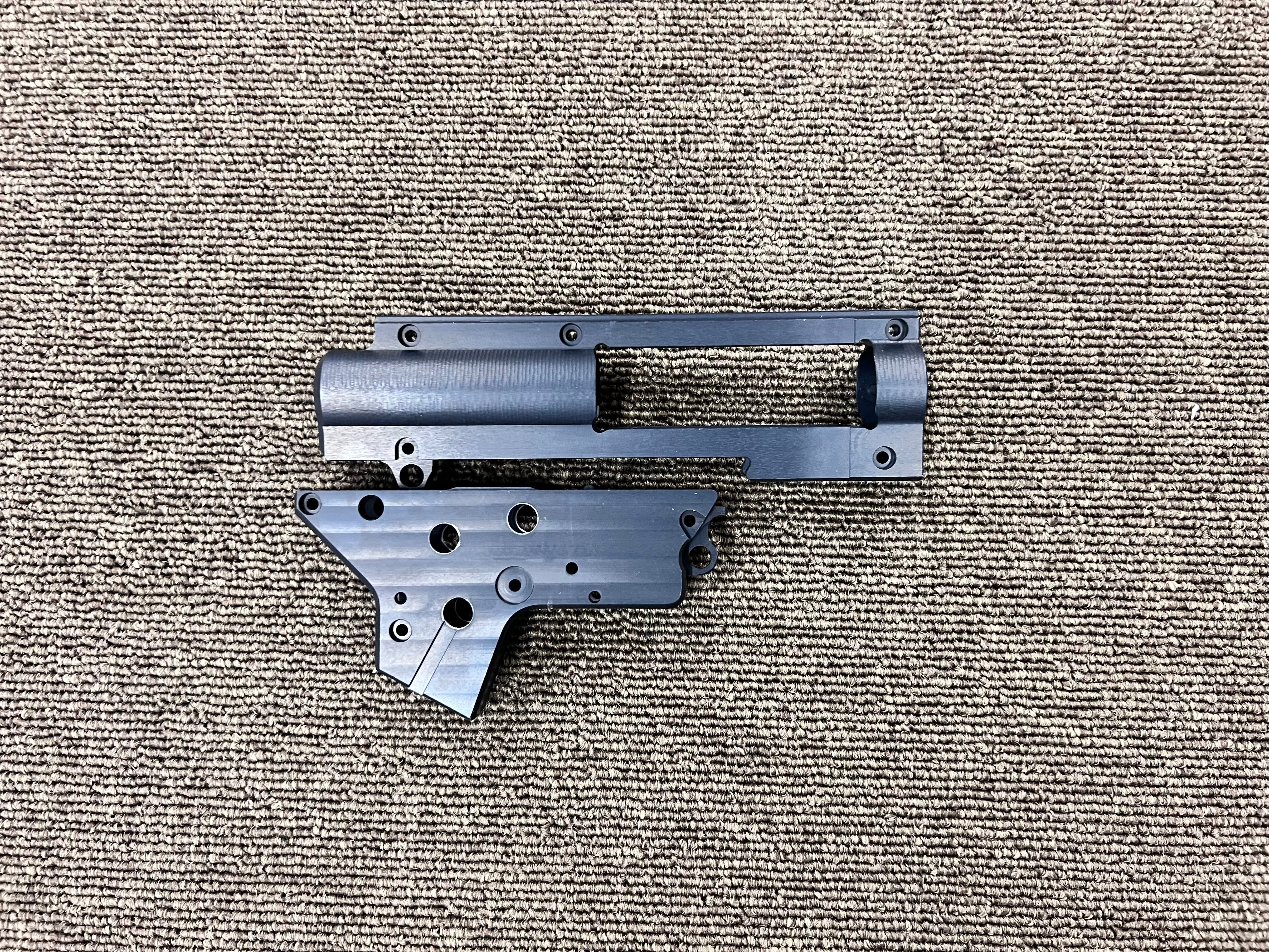 Retro Arms CNC Split Gearbox V2 QSC 8mm | SSRオンラインショップ