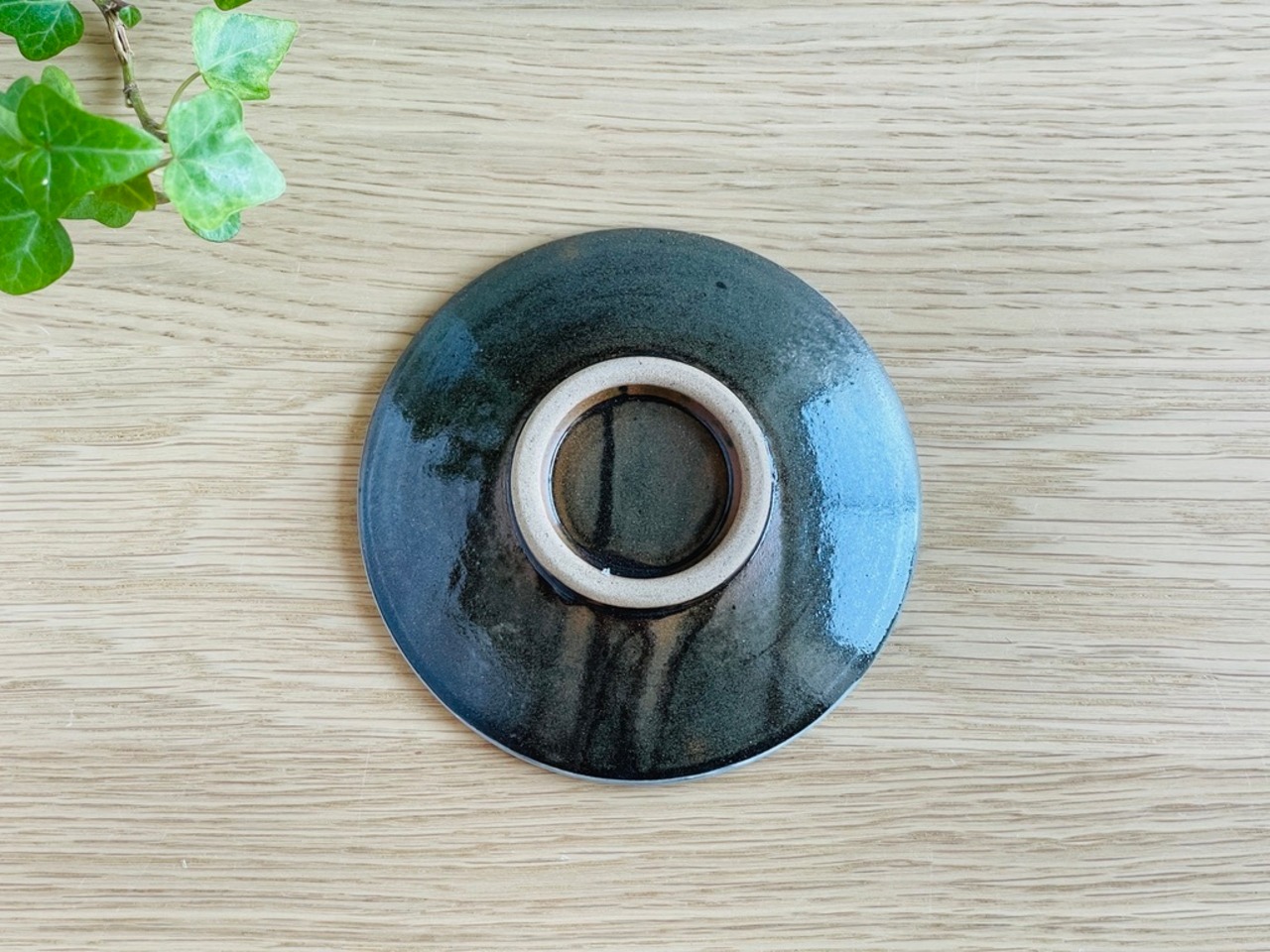 小石原焼　蔵人窯　小皿　黒・とびかんな 　②　[29-386]