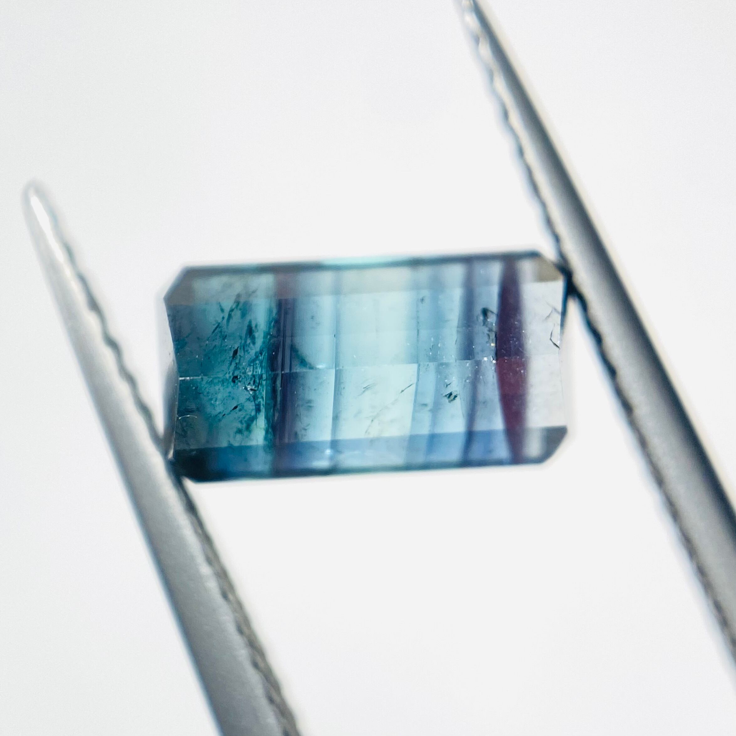 神秘的なブルー　パーティーカラートルマリン　鑑別書取得費用込み