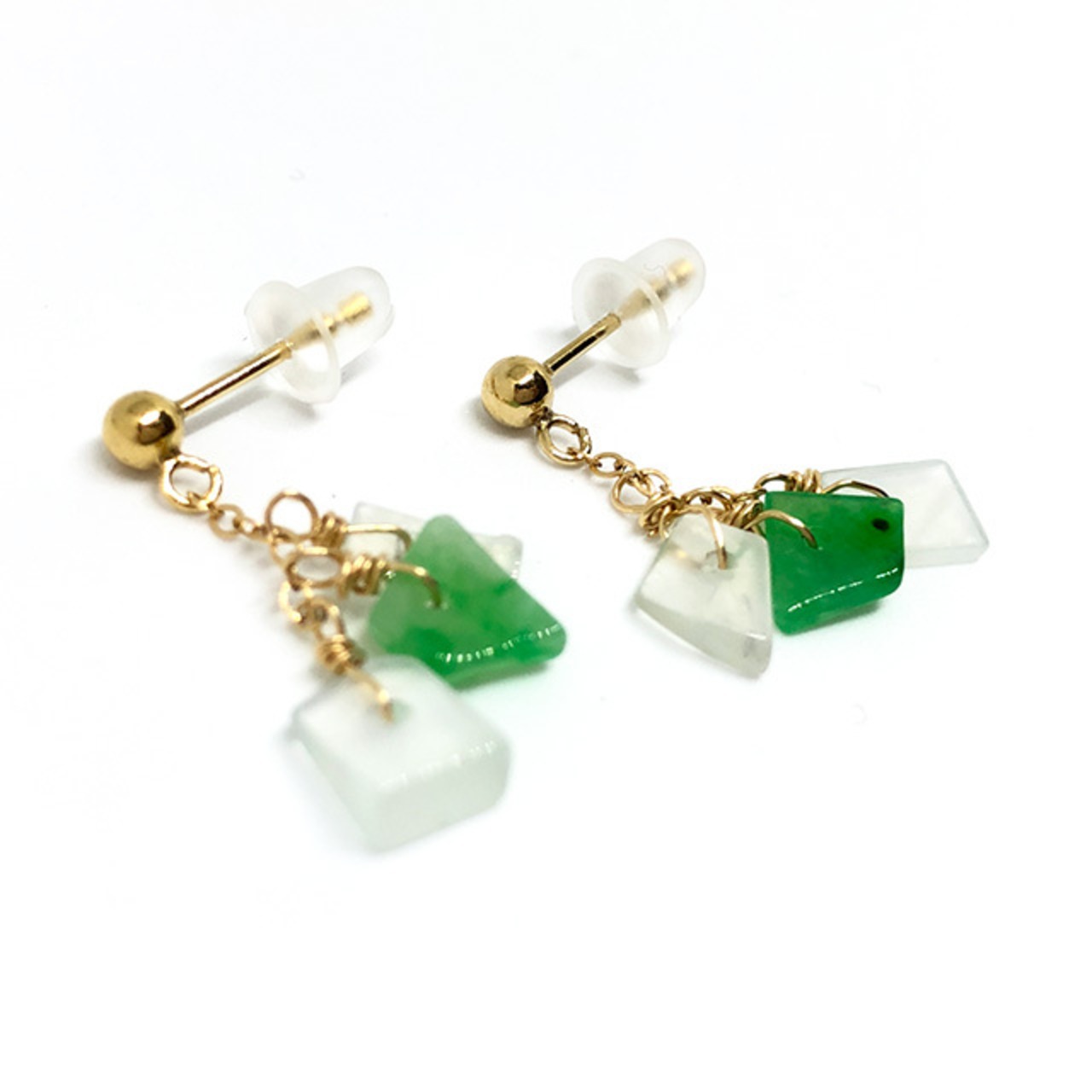 氷翡翠とグリーンの翡翠の組み合わせが爽やか! 翡翠kakeraチェーンピアス・イヤリング A貨翡翠 jd_mm1045