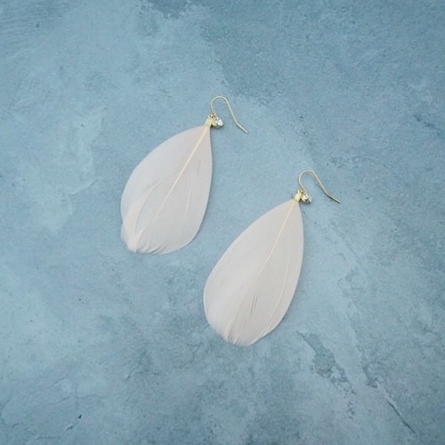 feather pierce PK
