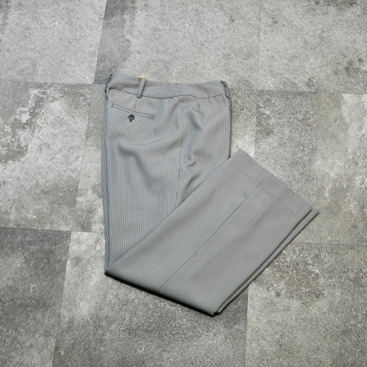 Jones wear wide straight stripe pants