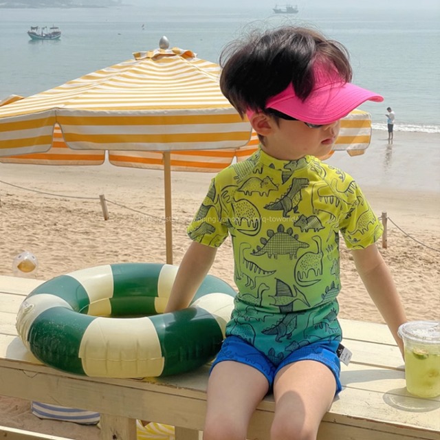 【90㎝-140㎝】恐竜　水着　つなぎ　韓国風子供服 キッズ水着　男の子　女の子　ベビー 子供用 子供水着　