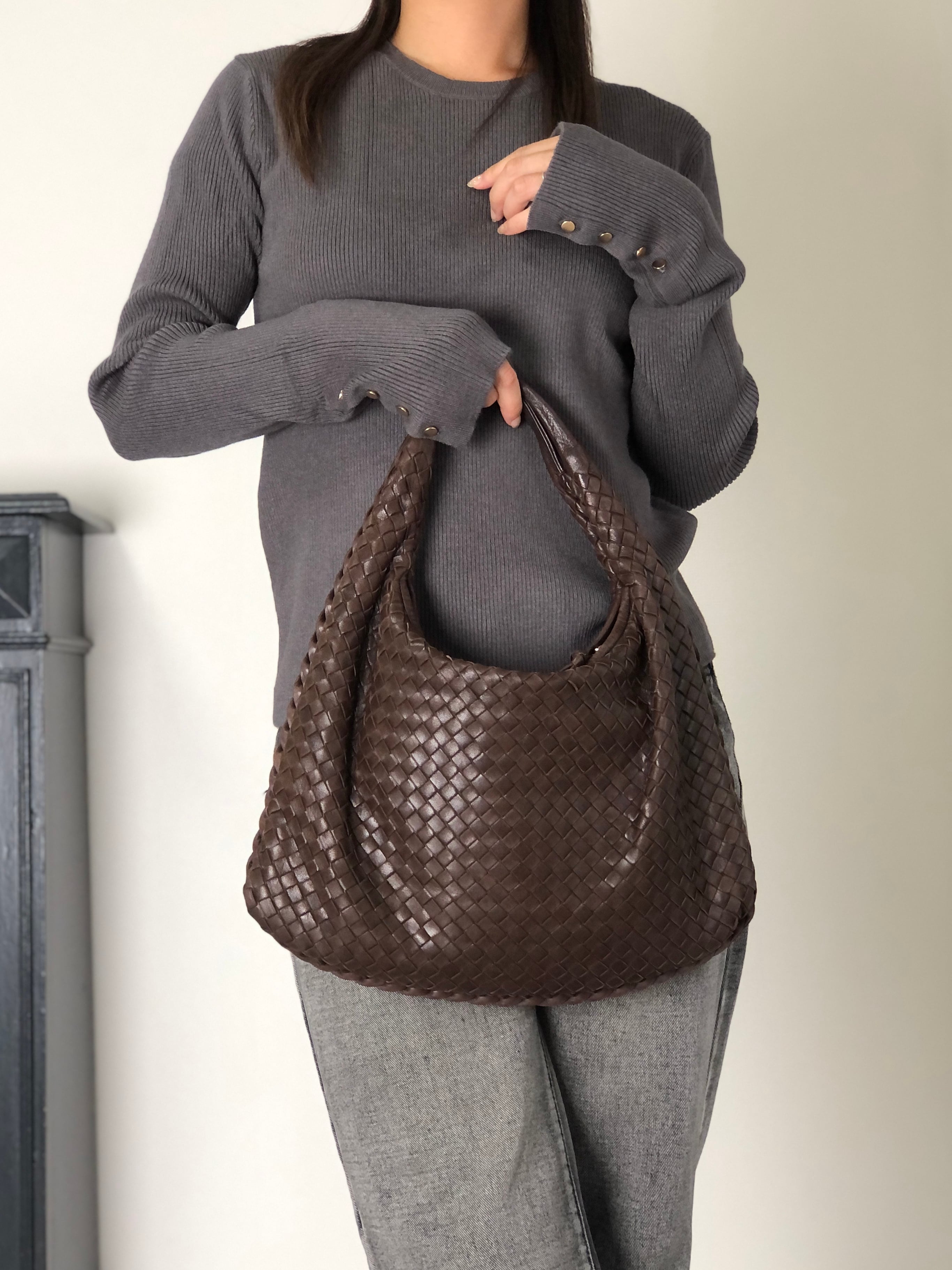 Bottega Veneta ボッテガ・ヴェネタ ショルダーバッグ ブラウン レザー