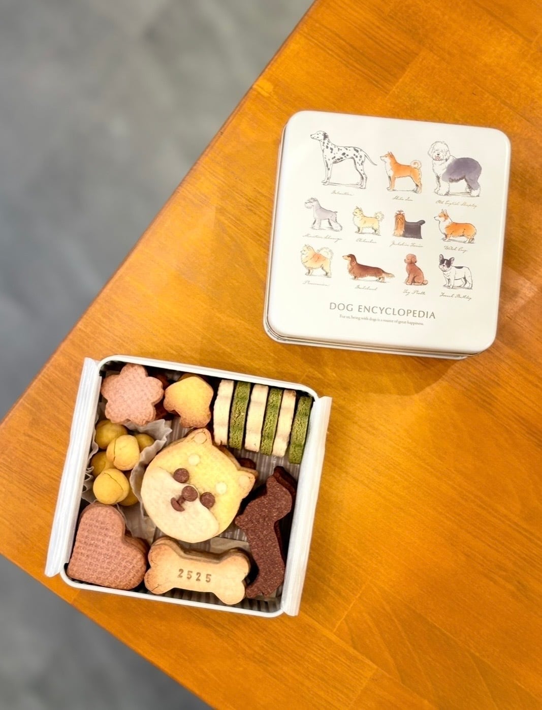 米粉クッキー缶　　