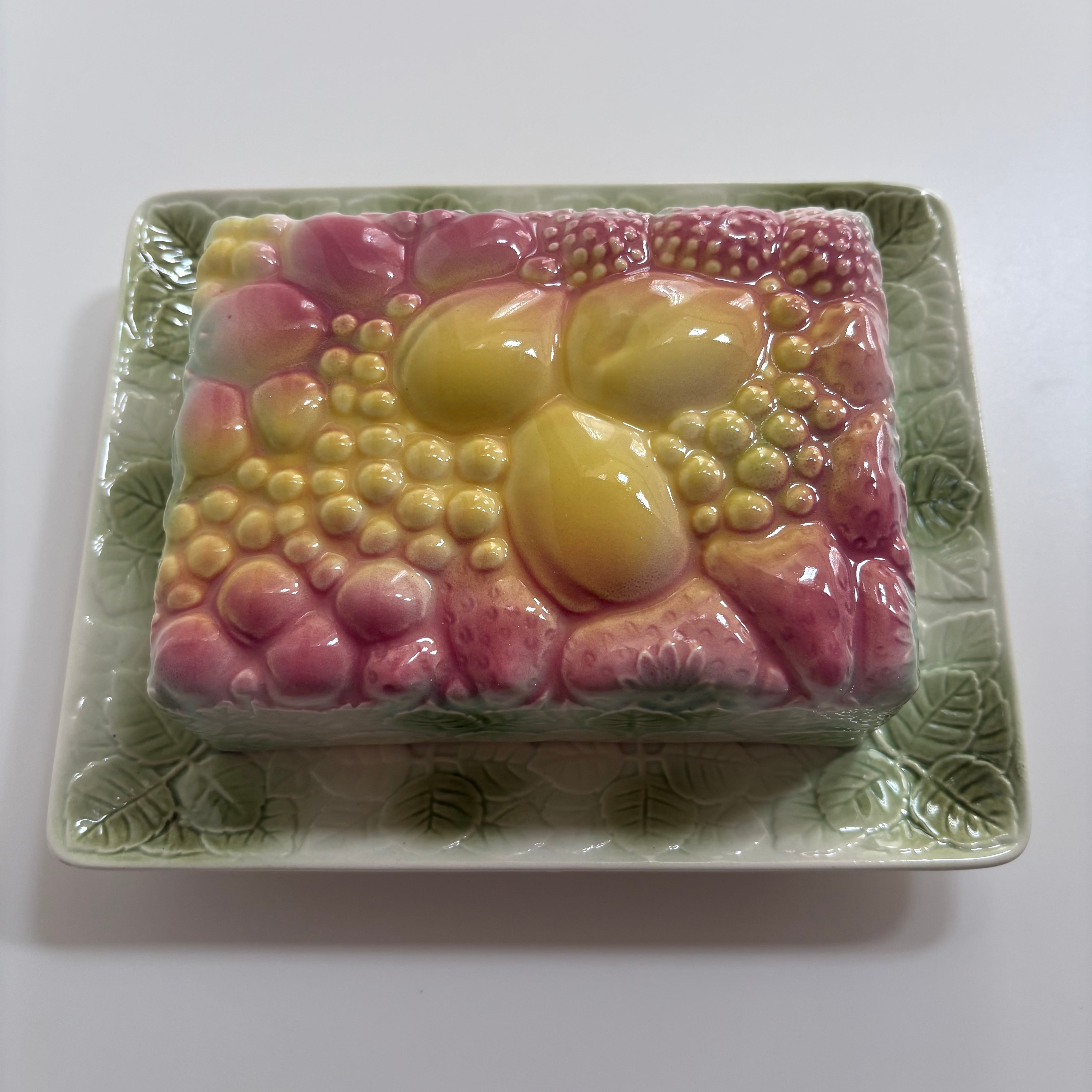サラン バルボティーヌ バターケース（果実の立体レリーフ／SALINS