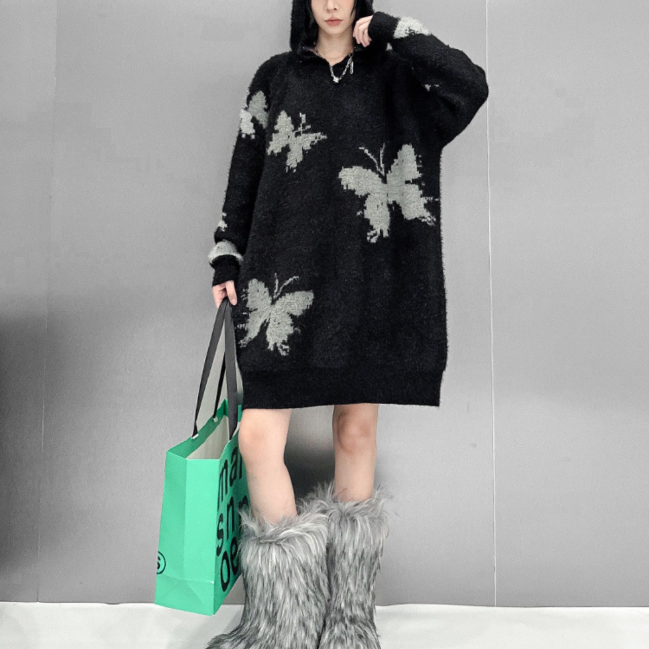 Loose-fitting butterfly print one-piece sweater(ME036)