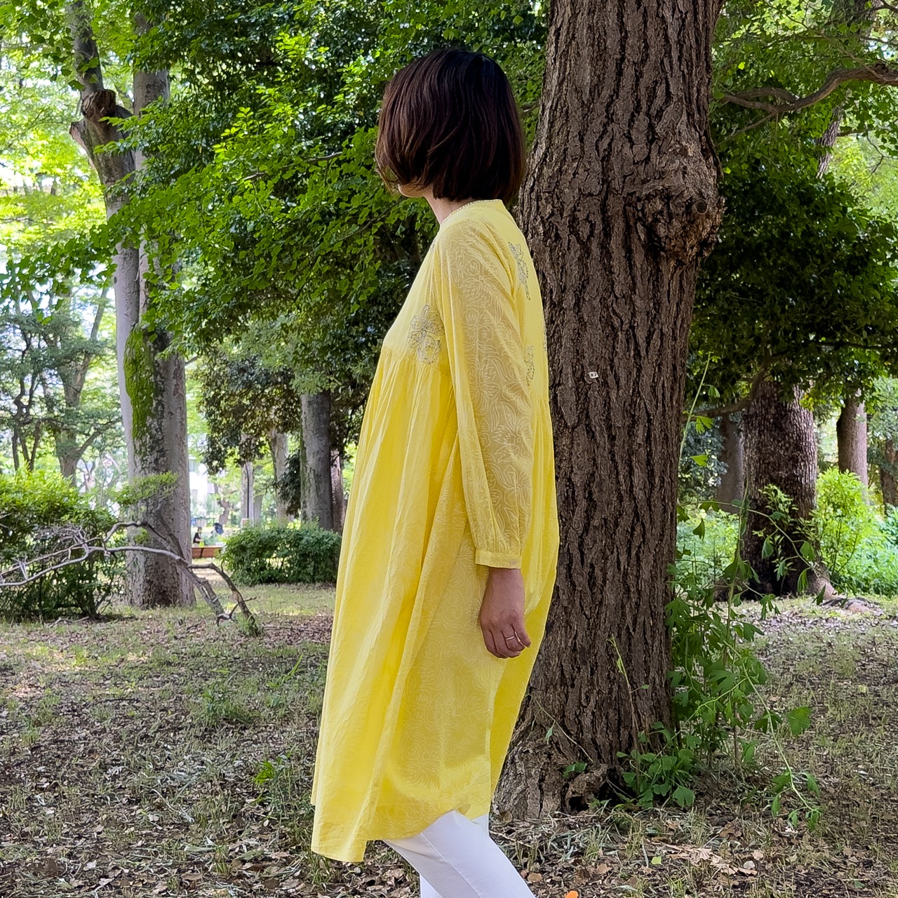 ラメ刺繍入り前開きワンピース 綿100％ OIO-4026-PG | バンブーハウス〈ママファクトリー〉公式通販サイト BAMBOO HOUSE  MAMAFACTORY