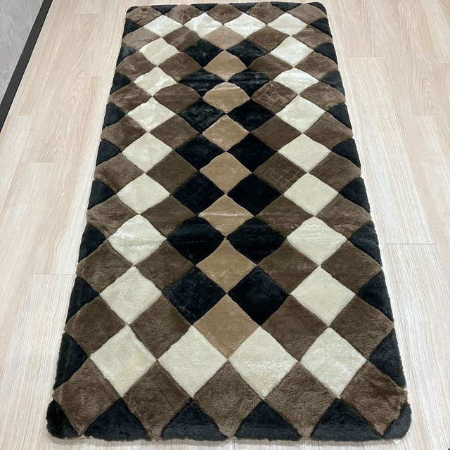 【サンプル1点限り②】ムートンシーツ　シングル95×200㎝　毛長22mm　50}