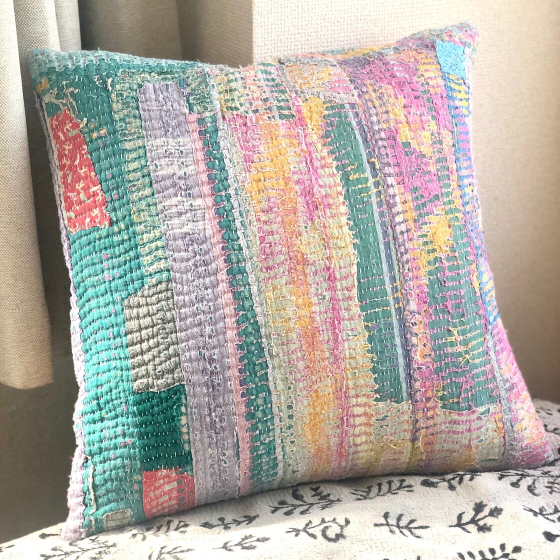 ヴィンテージラリーキルトのクッション 45x45 刺し子 刺繍布 