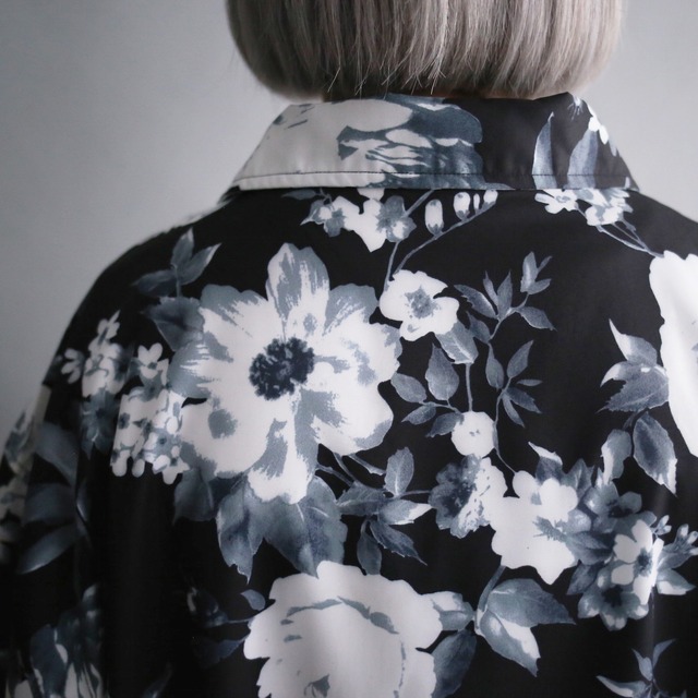 monotone art flower pattern big h/s open collar shirt