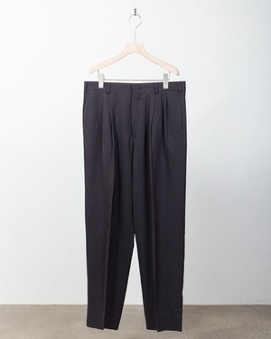 baggy silhouette wool tuck slacks