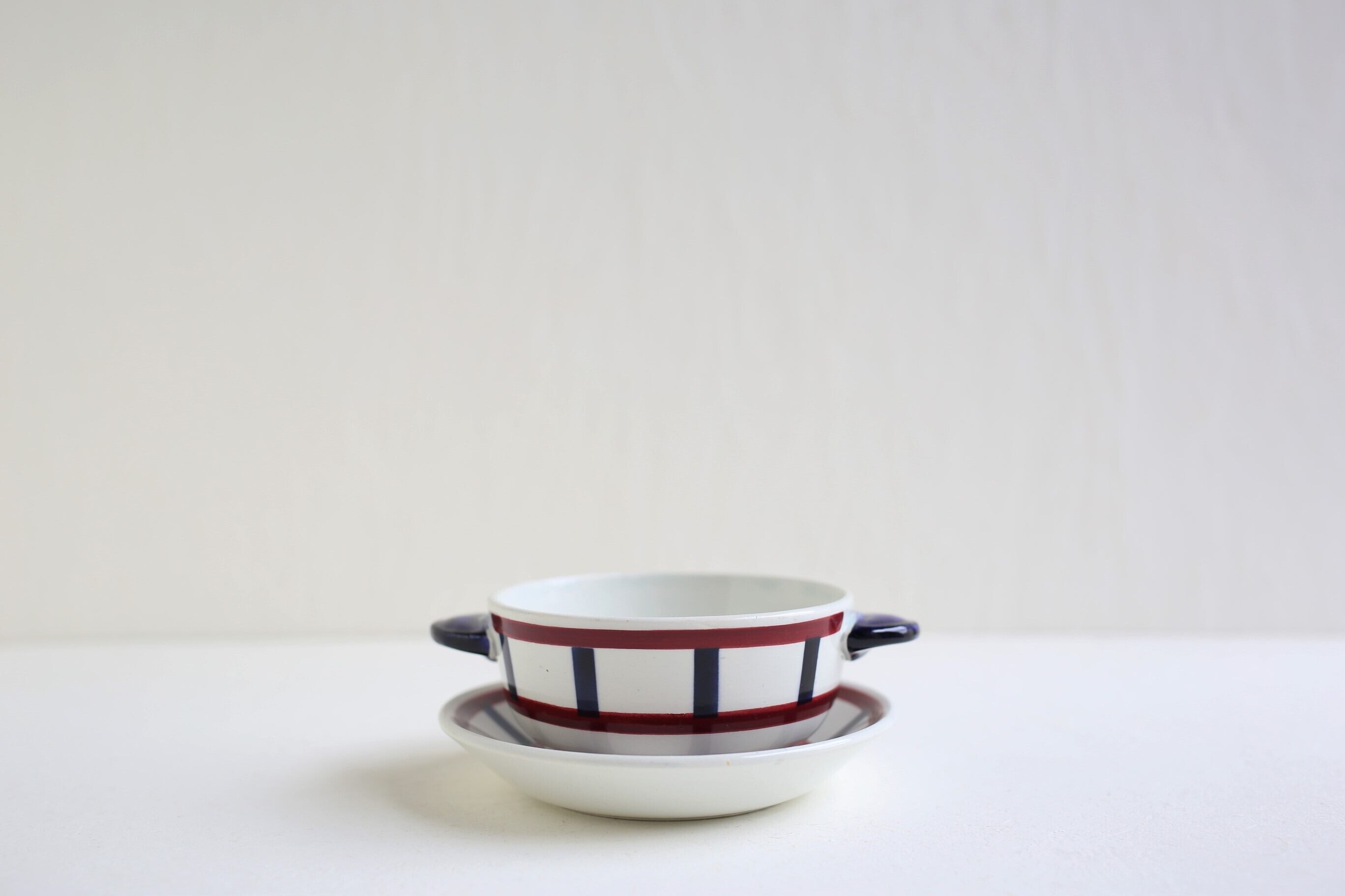 フランス アンティーク クレイユモントロー 『Béarn』バスク柄 耳付きプチボウル カップ&ソーサー N-03891c