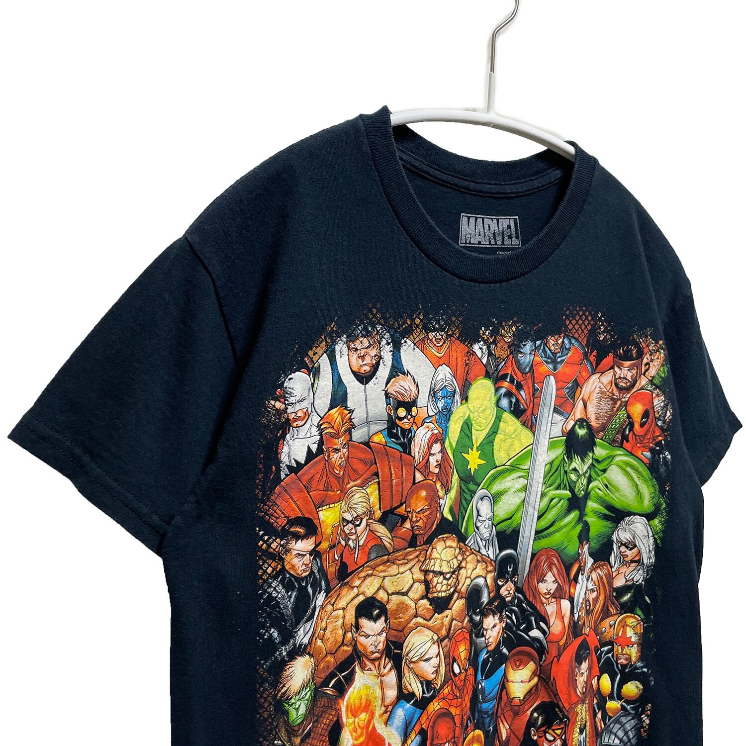 USA 古着 Tシャツ マーベル アベンジャーズ 大集合 スパイダーマン アイアンマン ハルク ブラック メンズSM BA1713