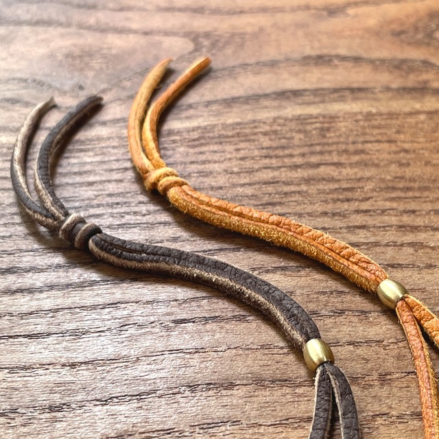 ネックレス 鹿革紐 3mm 100cm［焦茶・キャメル］真鍮ビーズ付 Necklace Deer Lace with Brass Beads／ヴァイキング ペンダント アクセサリー Viking Pendant Jewelry