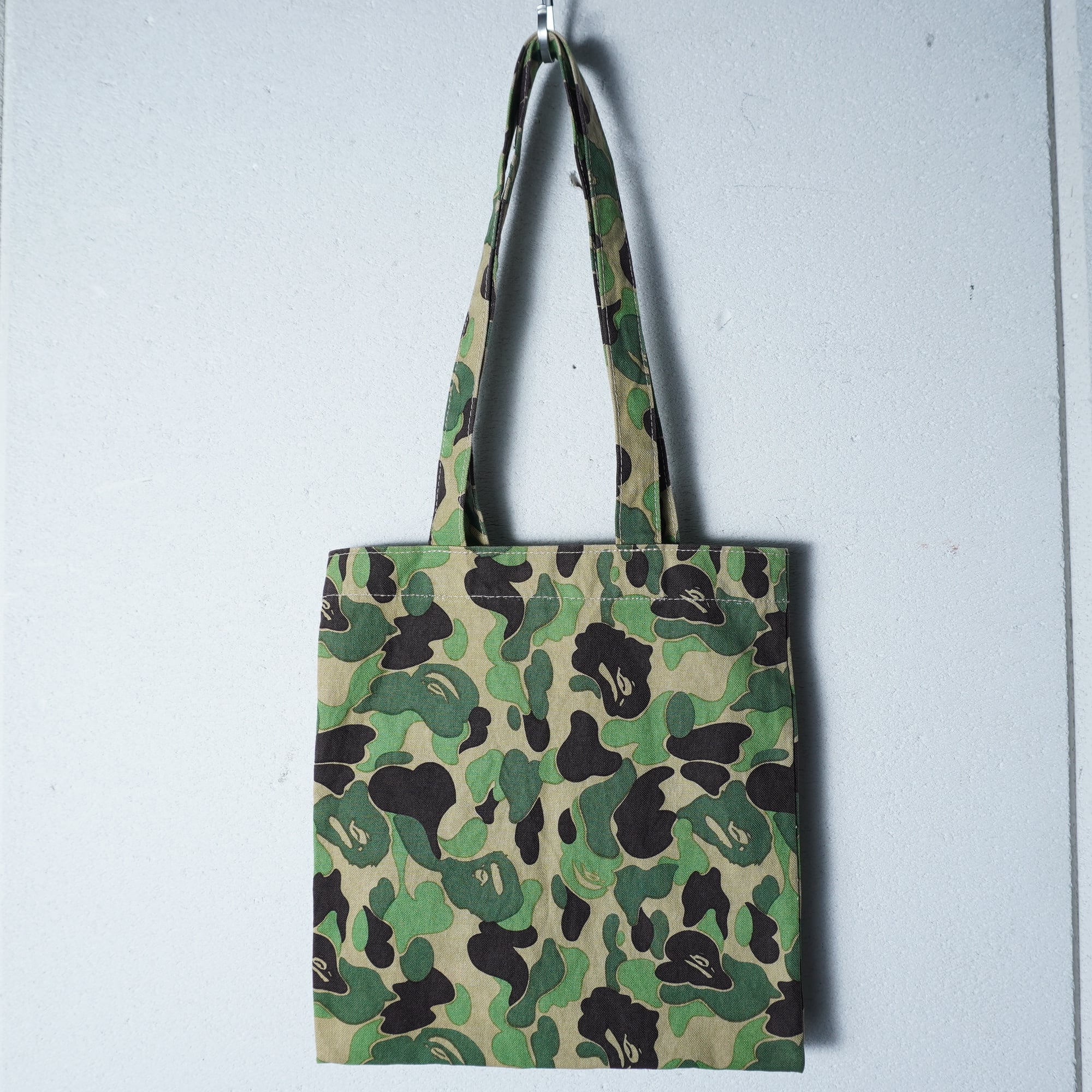 エイプ　迷彩　トートバック A BATHING APE】アベイシングエイプ ビッグヘッドマーブル 【A BATHING