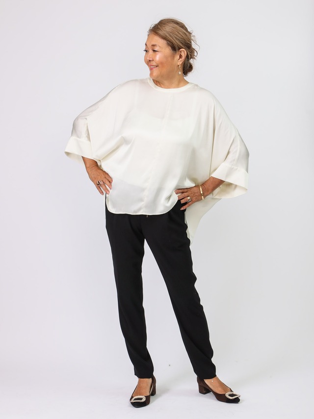 BEATRICE(シルキードルマンブラウス）