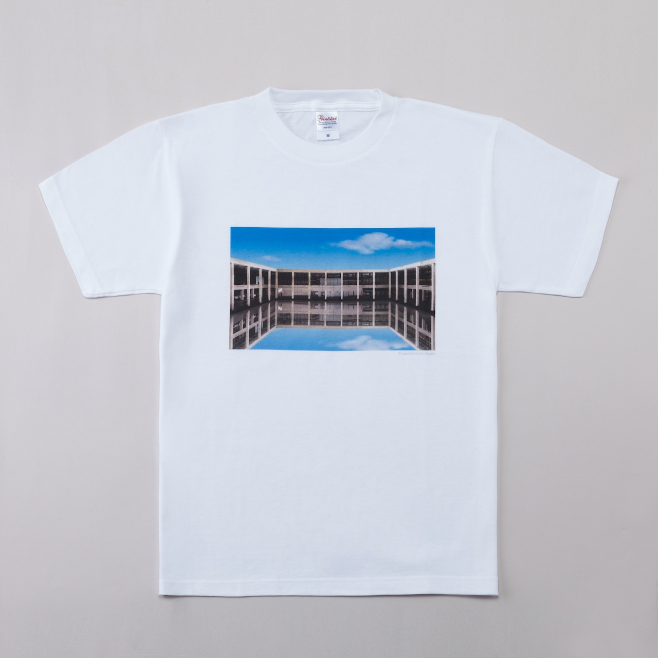 Tシャツ（白）〈レアンドロ・エルリッヒ 　 Palimpsest：空の池〉/ T-shirt (white)〈Leandro Erlich　Palimpsest: pond of sky〉