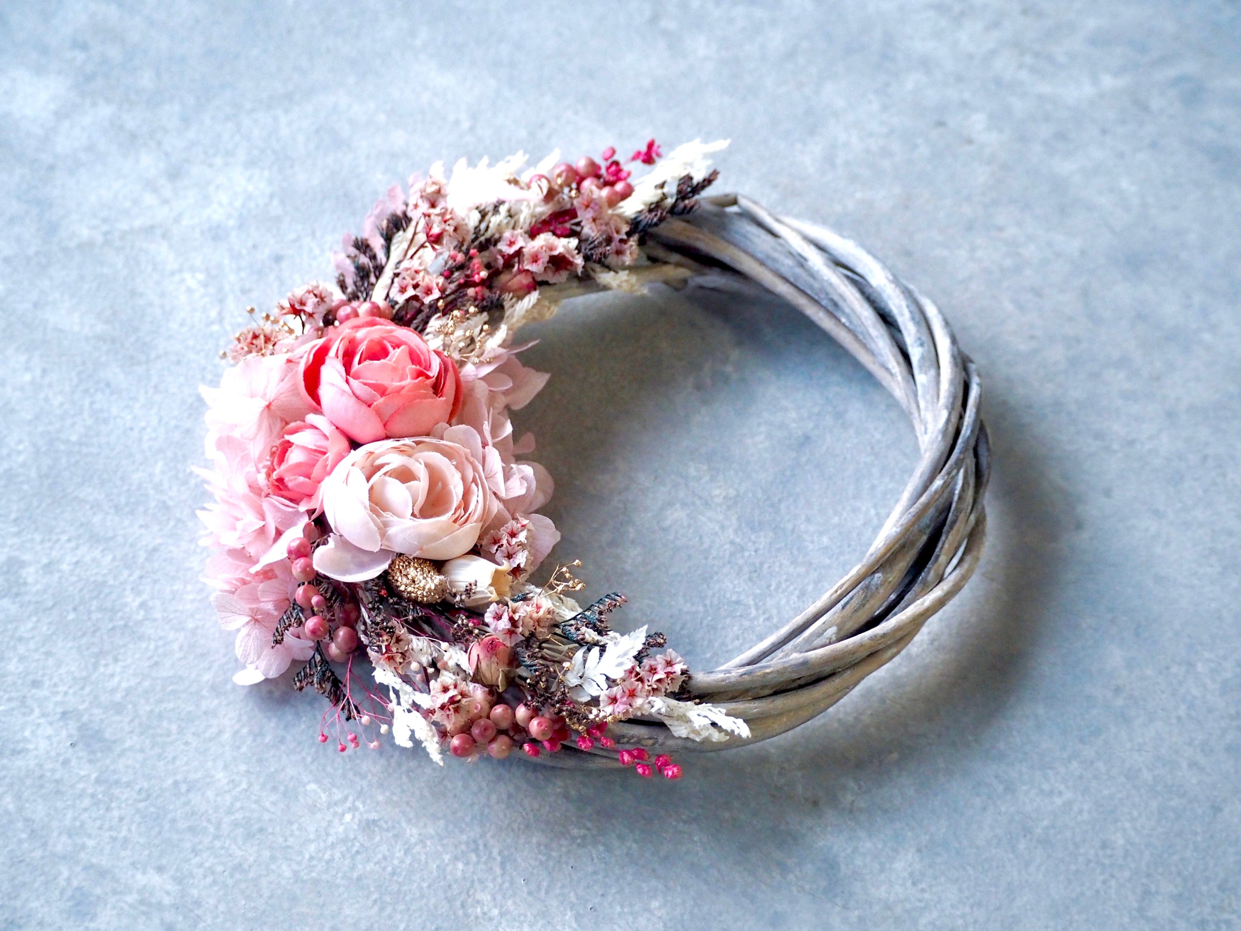 アンティークローズの三日月リース クレッセントリース アンティークローズの三日月リース クレッセントリース