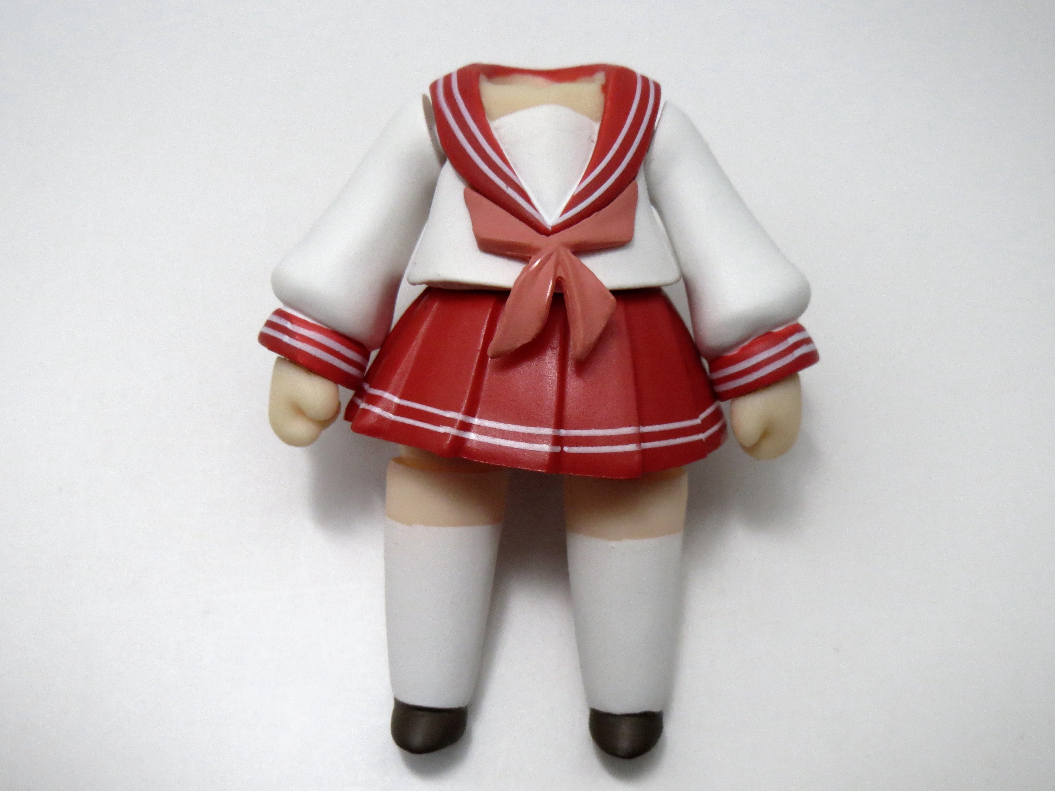 028】 柊かがみ 体パーツ 制服 ねんどろいど | ホビー通販 アニホープ