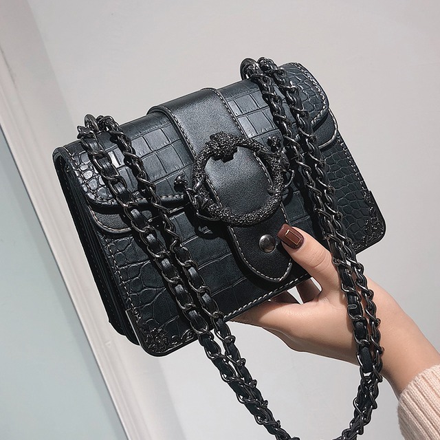 オータムウィンターチェーン スタンダード レトロ 秋物 冬物 スクウェア メッセンジャーバッグ 手作りハンドバック42887791812