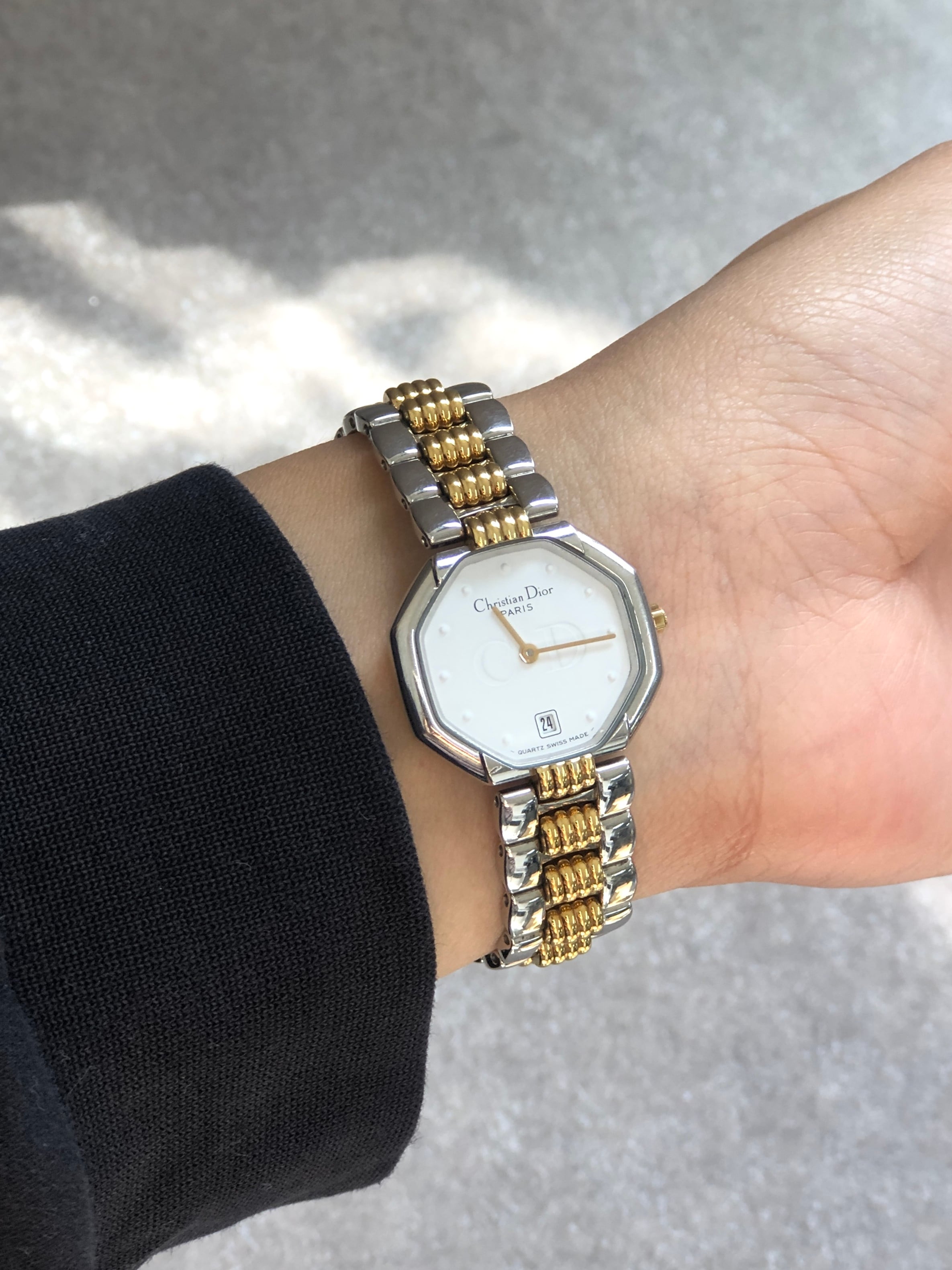 Christian Dior クリスチャン ディオール ブローチ ロゴ ストーン