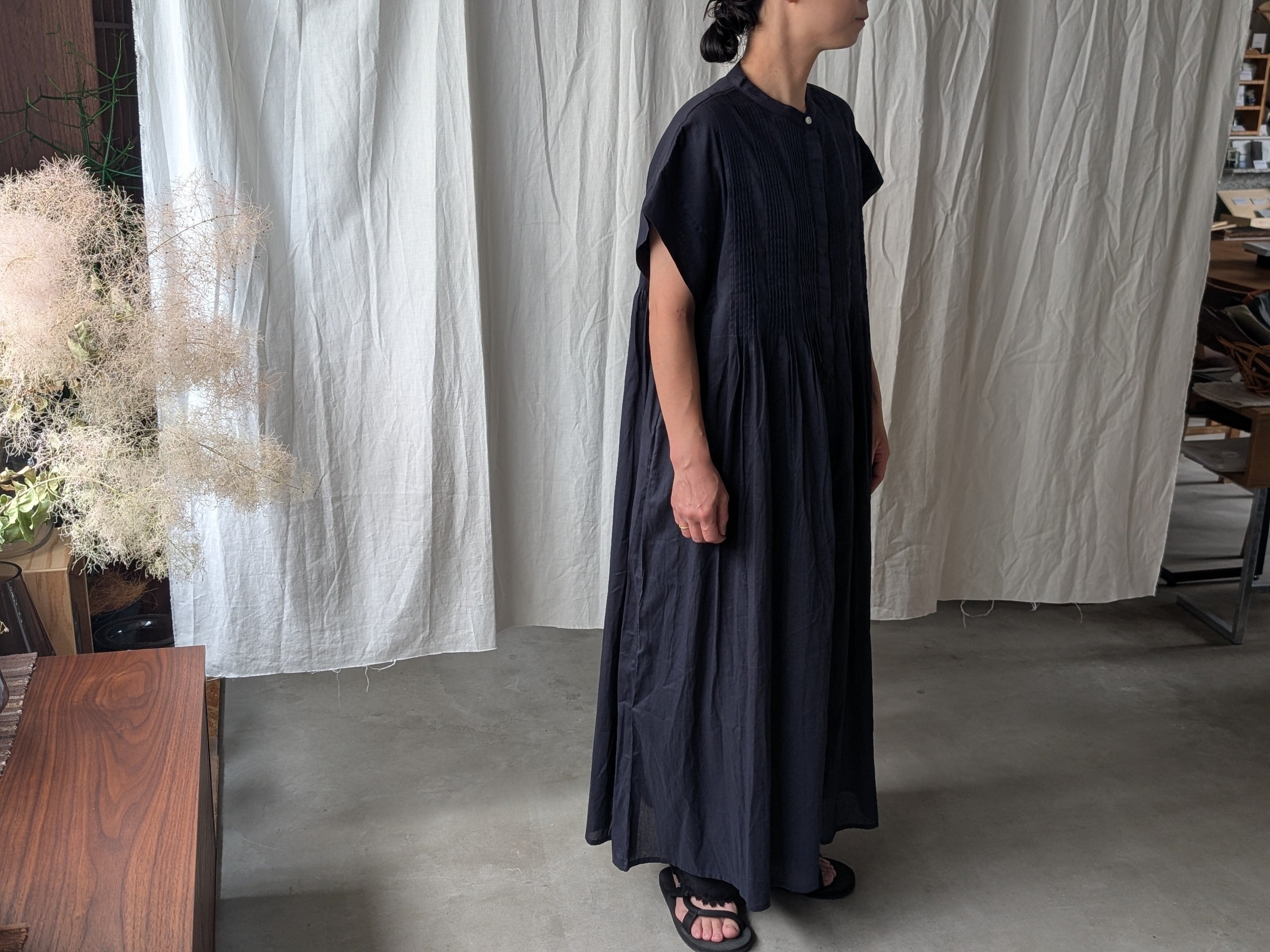 【美品】Y's for living 綿100％ ピンタックワンピース　ブラック 前開きピンタックワンピース （Lady's） | インド綿の洋服 | inoya
